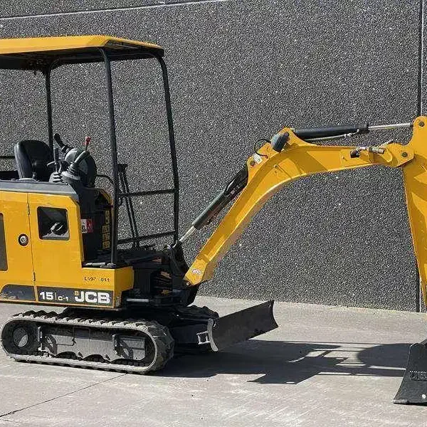 Mini pelle JCB 15 C-1 occasion
